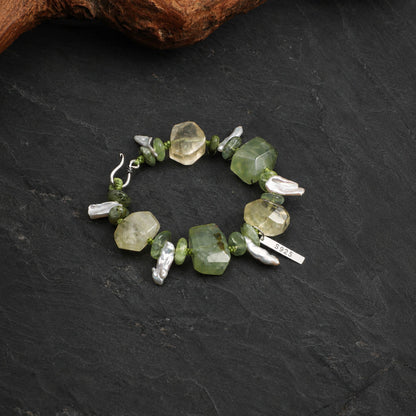 Round-lay gemstone bracelet with green prehnite, citrine-toned stones, and white pearls